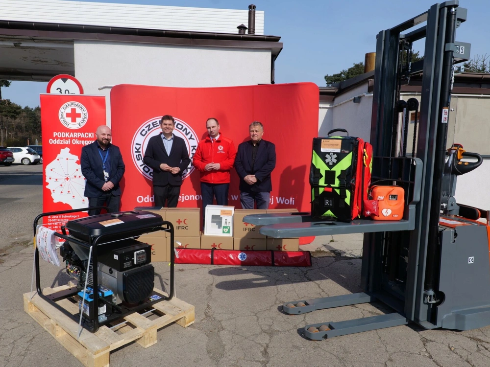 Nowe wyposażenie dla PCK w Stalowej Woli