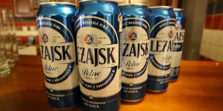 Leżajsk. Piwo schowali w plecaku, ale kradzież się nie udała Sztafeta.pl