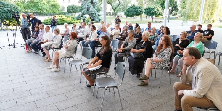 Rewitalizacja placu Piłsudskiego w Stalowej Woli. Czego możemy się spodziewać? Sztafeta.pl