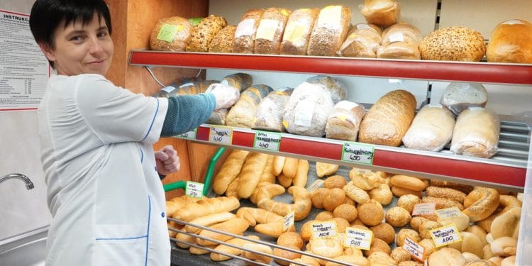 Ceny chleba rosną, jednak i tak dużo go kupujemy