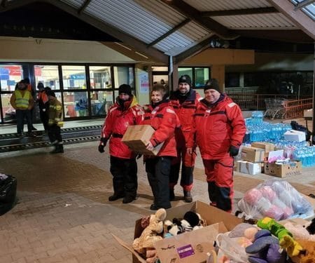 Strażacy ze Stalowej Woli pomagają uchodźcom