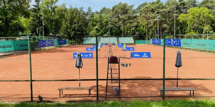 Ogrodzą i zagospodarują teren wokół kortów tenisowych Sztafeta.pl